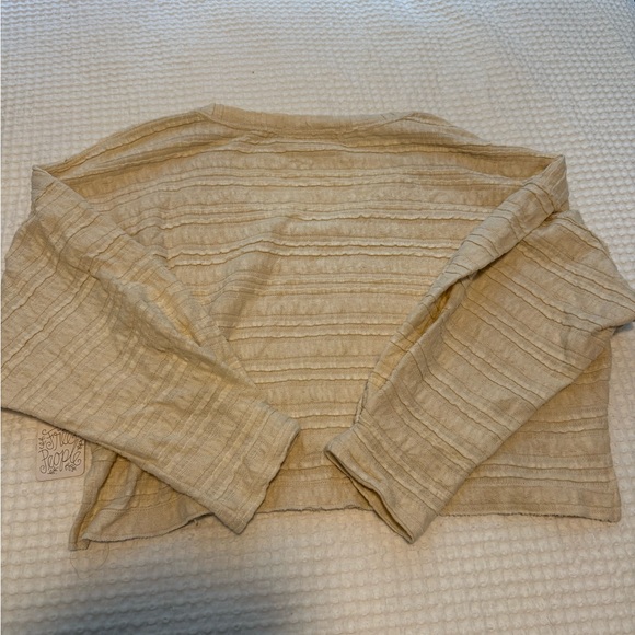 Free People Oversized Cream Textured 3/4 Sleeve Top - Picture 2 of 3